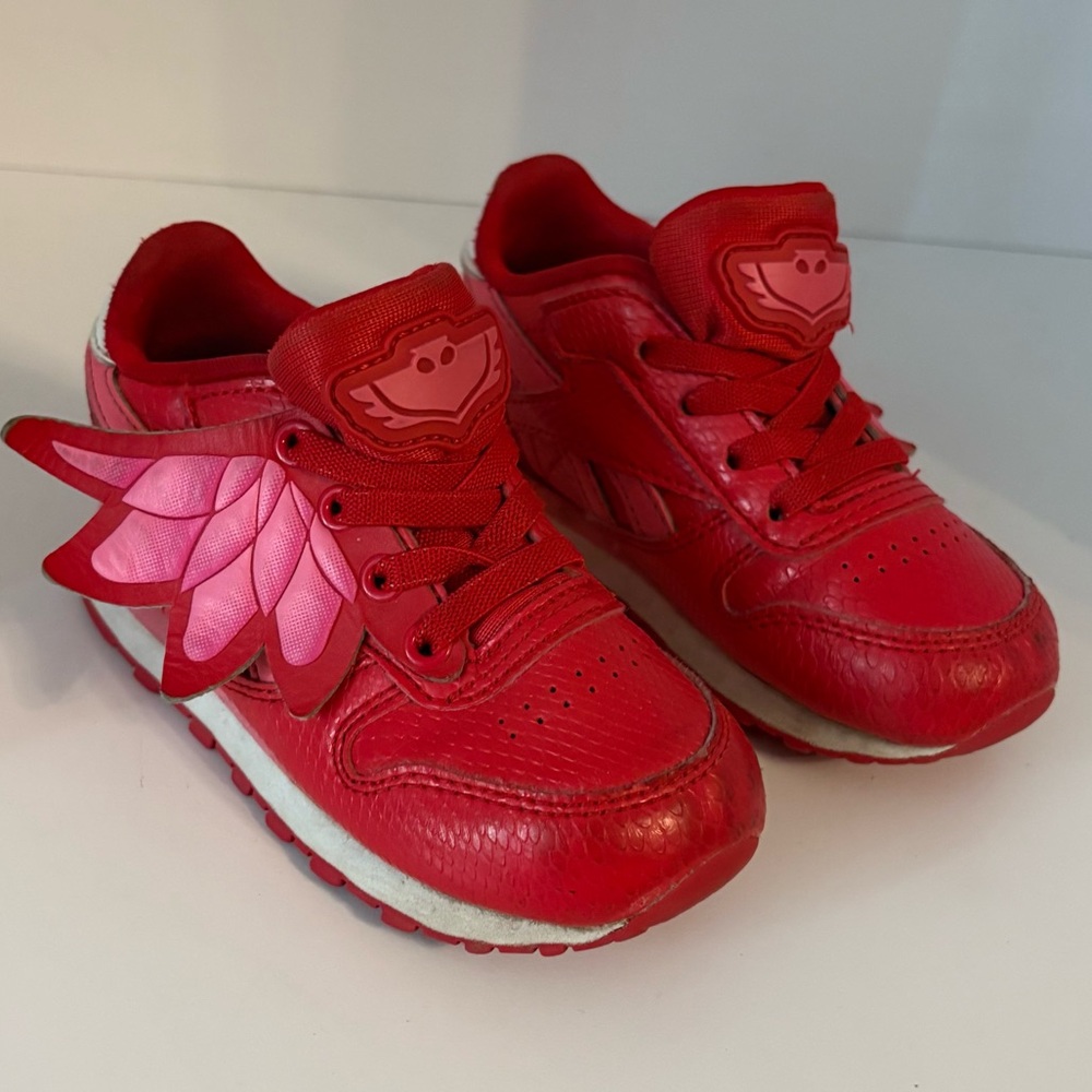 Toddler Girls Red Reebok Owlette Sneakers Size 7 / 7c